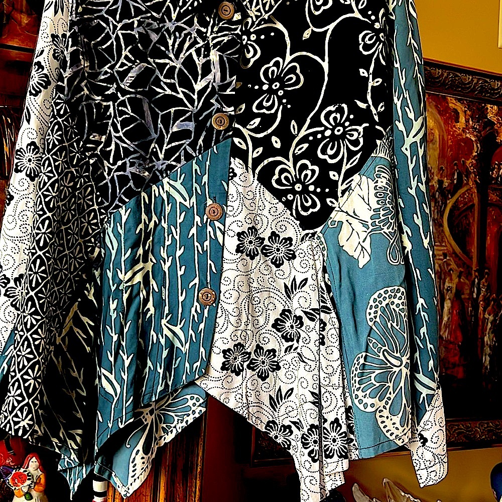 PristineWILDTHING CHICO Of CAWhiteBlackSoftTealGeomatric&Flower L/XL.Versatile - Picture 4 of 13